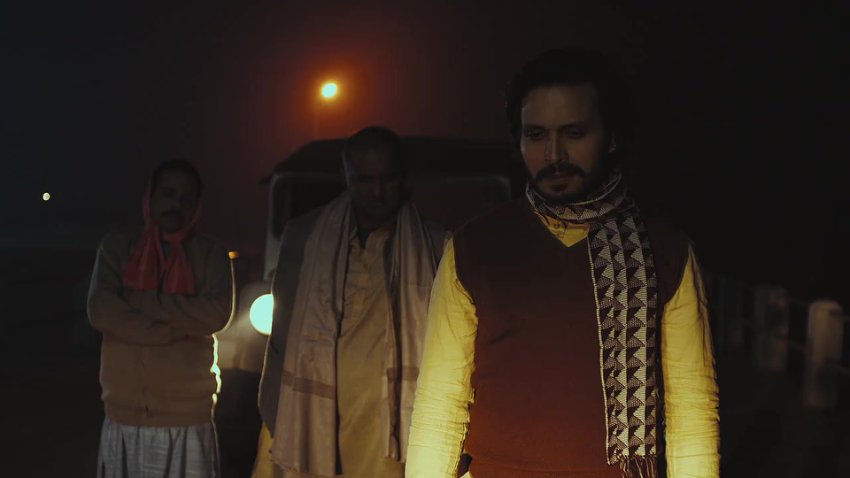 /2026-07-25 10-57/Raktanchal.%5BS01E04%5D.2020.Hindi.WEBRip.%40MXOriginals.mkv