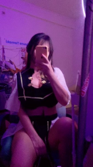 /Yuratamaki_SexyVampire.mov
