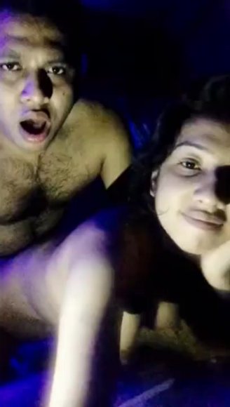 /2026-08-06 17-20/Desi lovers XXX selfie sex video.mp4