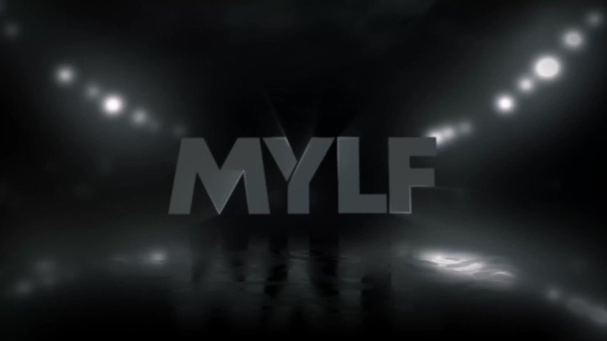 /2026-04-19 20-04/momdrips.26.04.17.krystal.sparks[pt].mp4