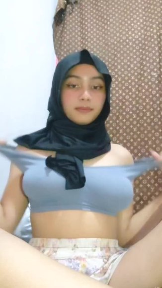 /1/KOLPRI HIJAB PUTRI 1/smk hijabs hitam mikaa.mp4